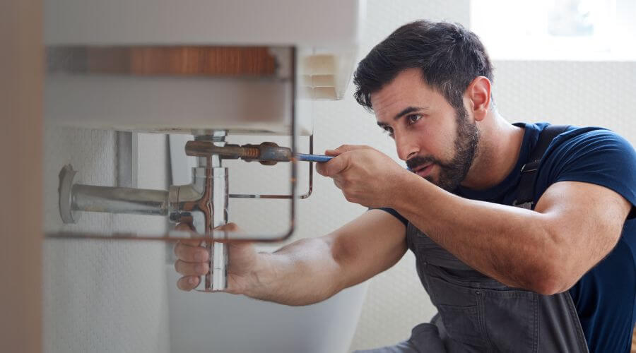 Sink pipe leak repair in Silver Lake, IN